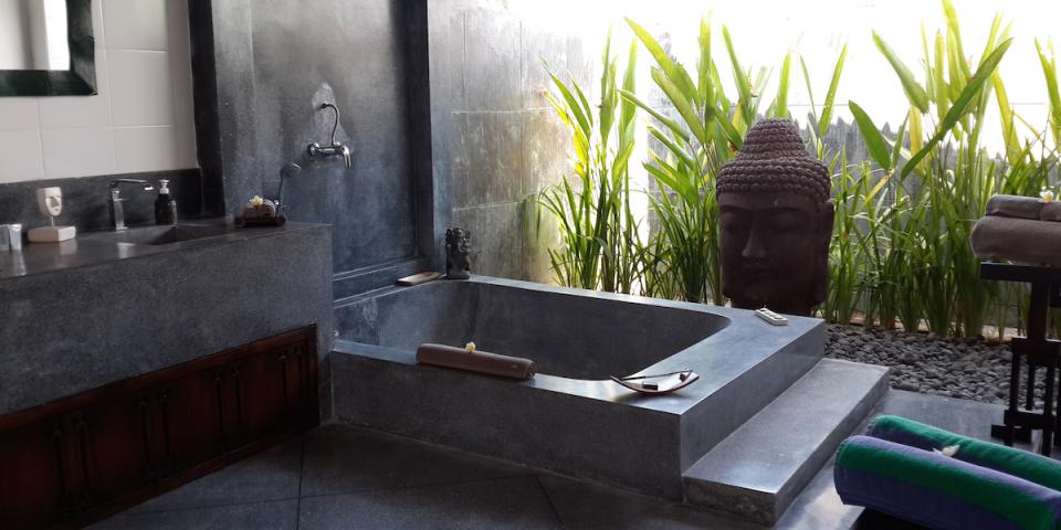 Room 5 Bathroom