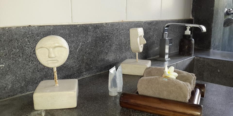 Room 5 Bathroom